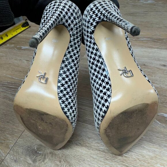 Donna Karan Houndstooth Pointed Toe Stiletto Pumps Women's Size 6.5 - Picture 4 of 8